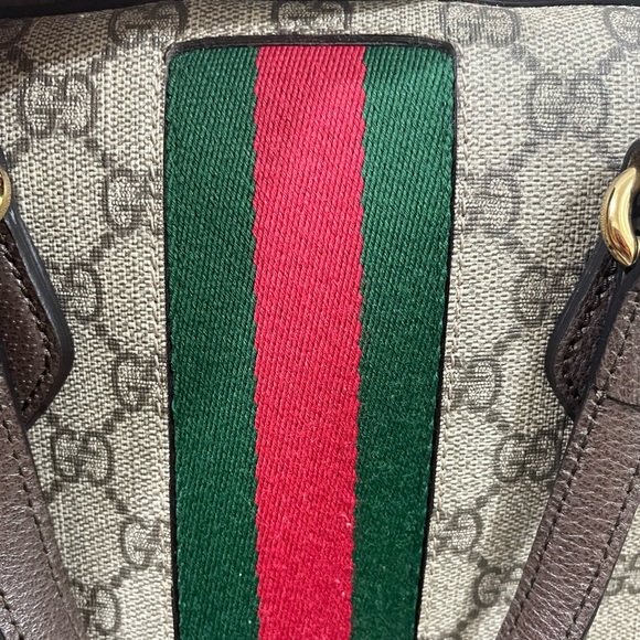 ♥️Gucci
beige Ophidia GG medium top handle bag♥️ - Picture 17 of 17
